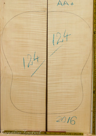Guitar archtop No.124 Back and Sides made with Curly maple in 2016 AA grade
