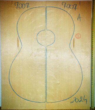 Guitar classical No.7007 Top