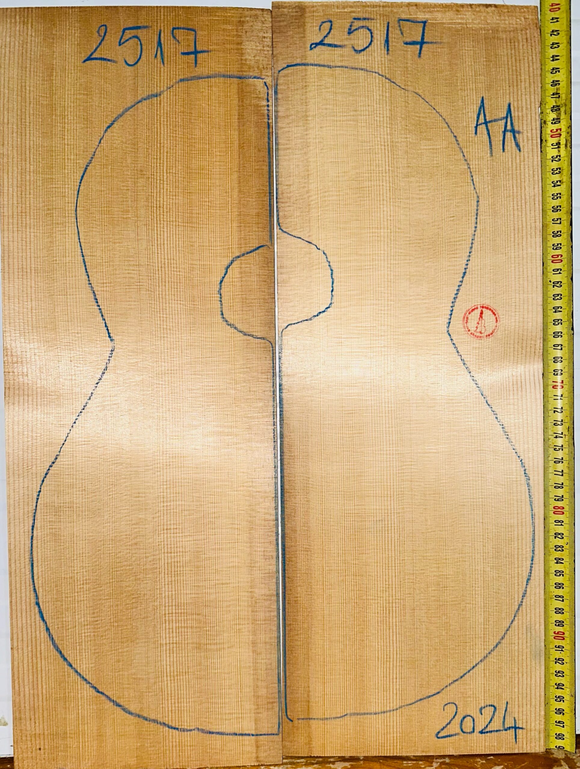 Guitar Classical No.2517 Top