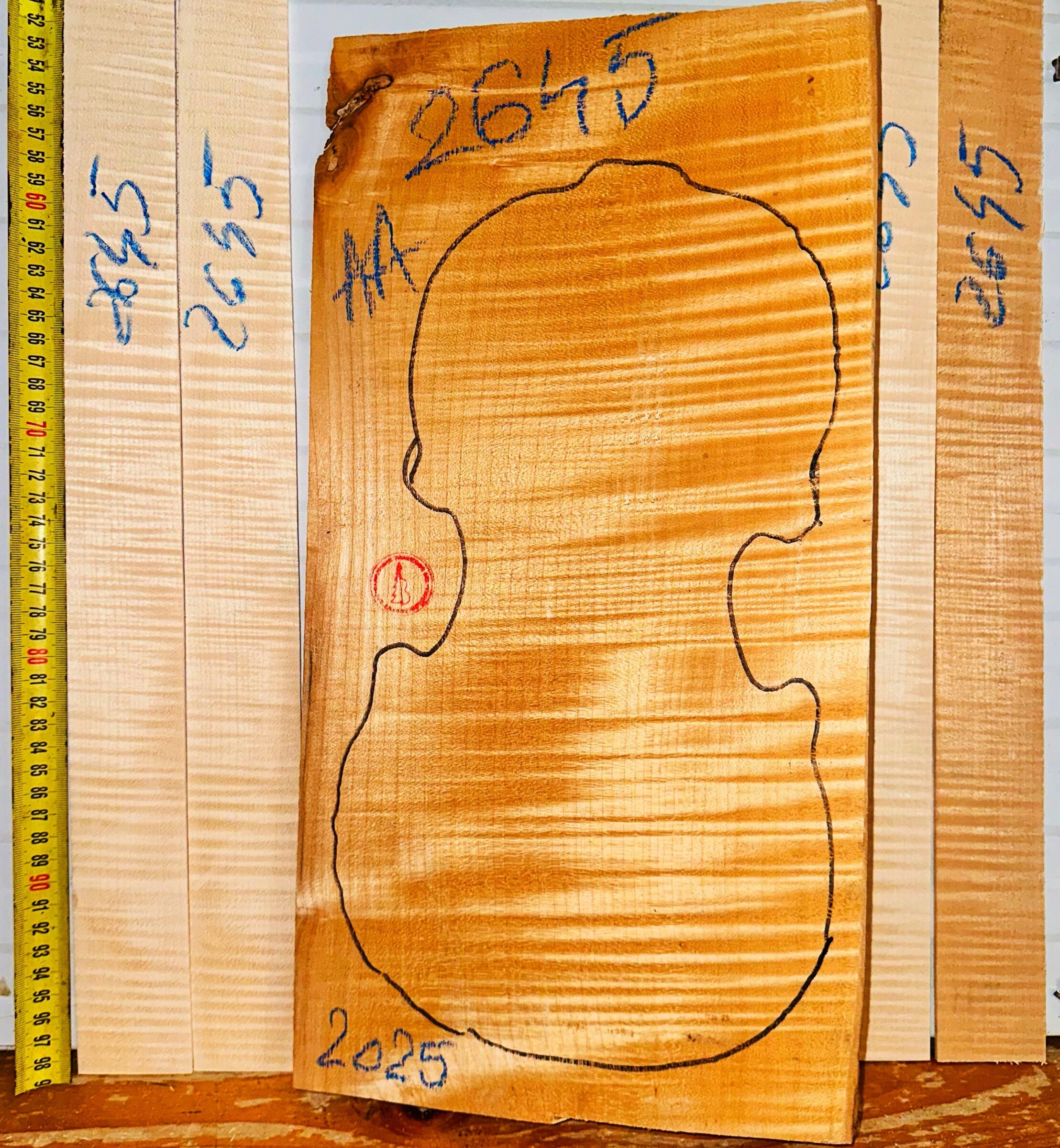 curly maple violin