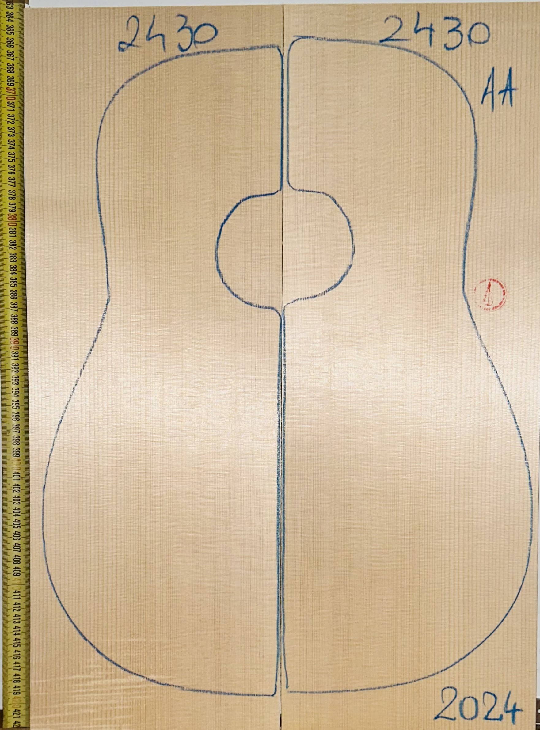 Guitar western No.2430 Top