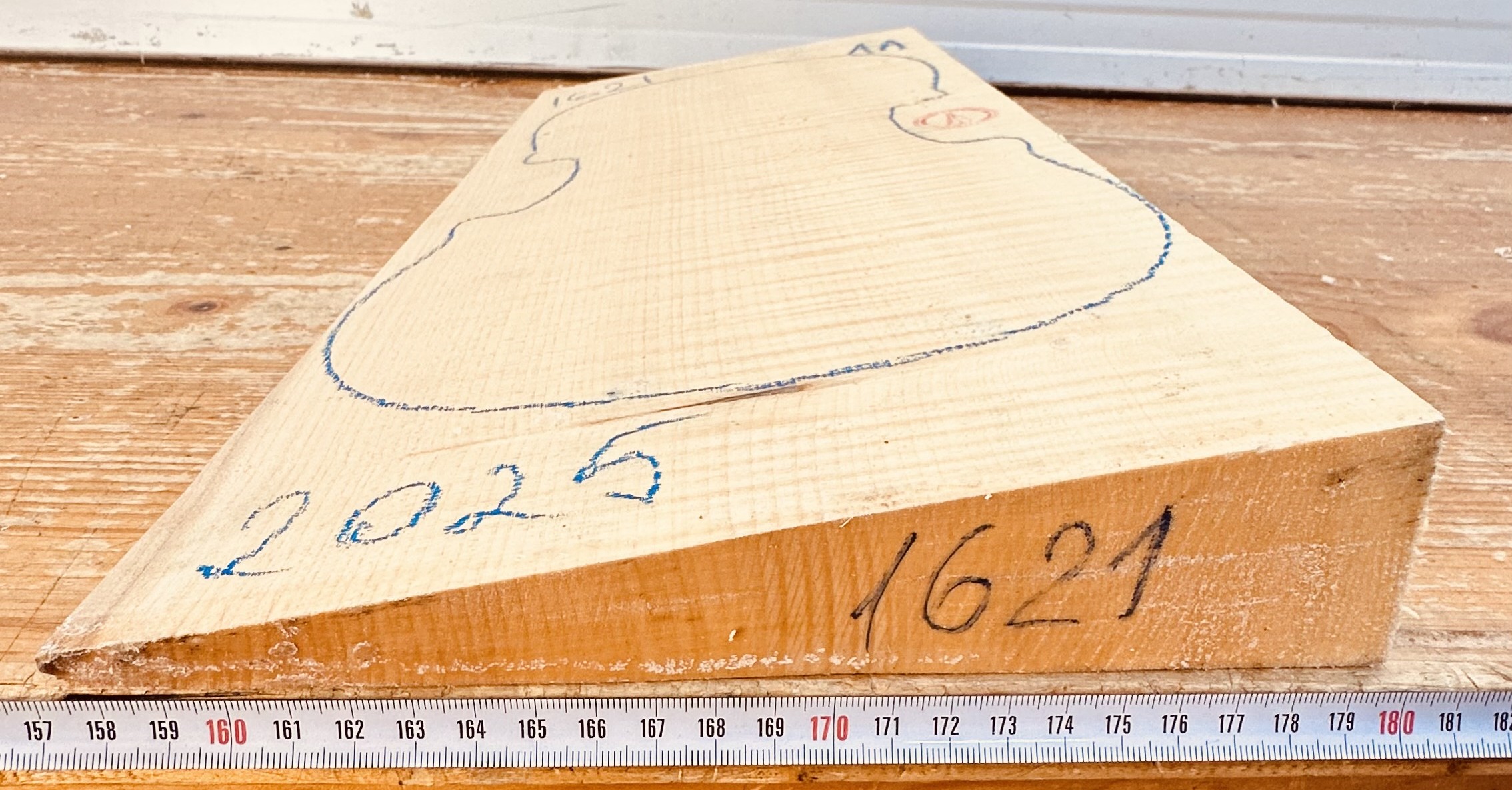 cut from Curly Maple