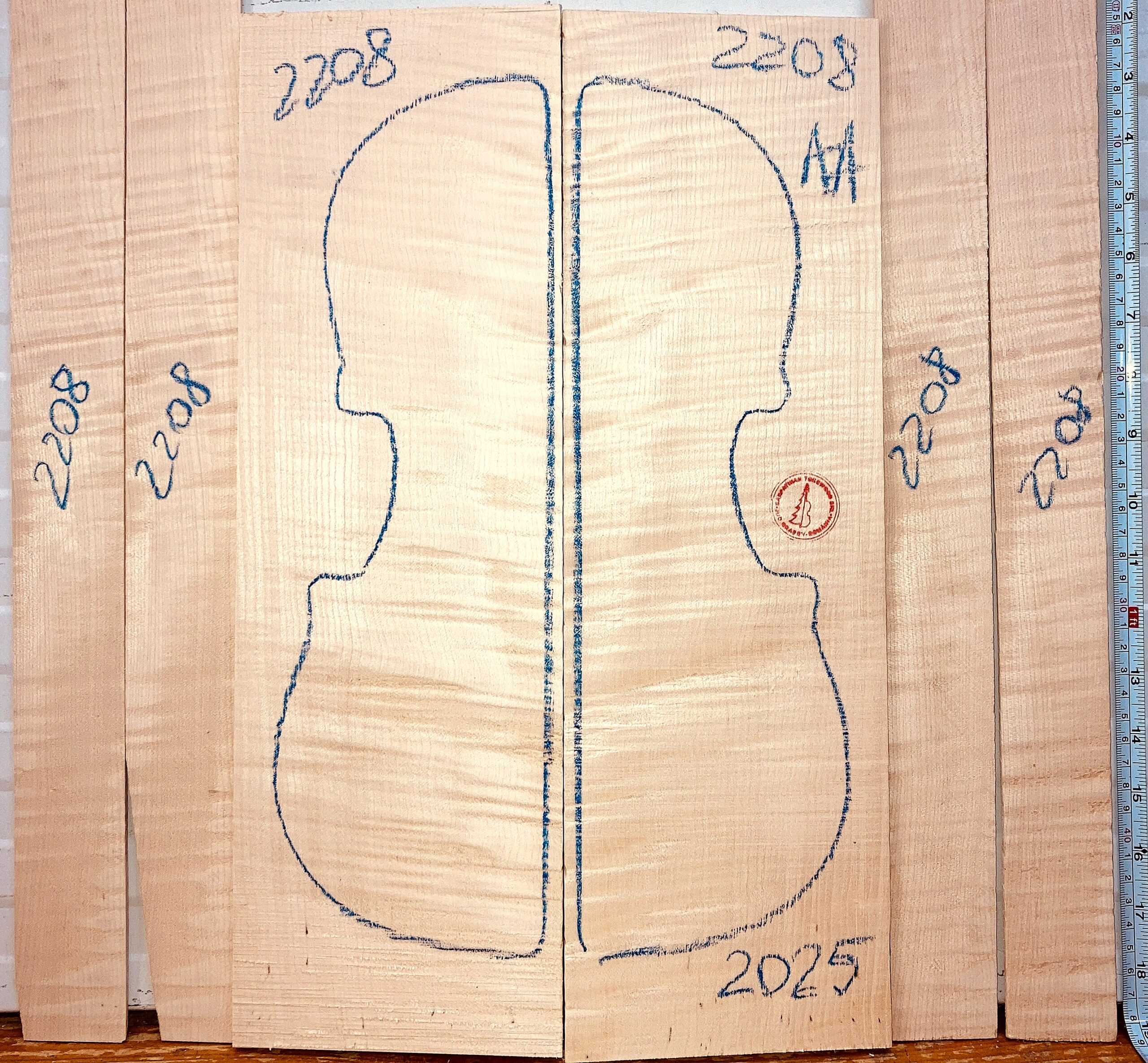 Violin No.2208 Back and Sides