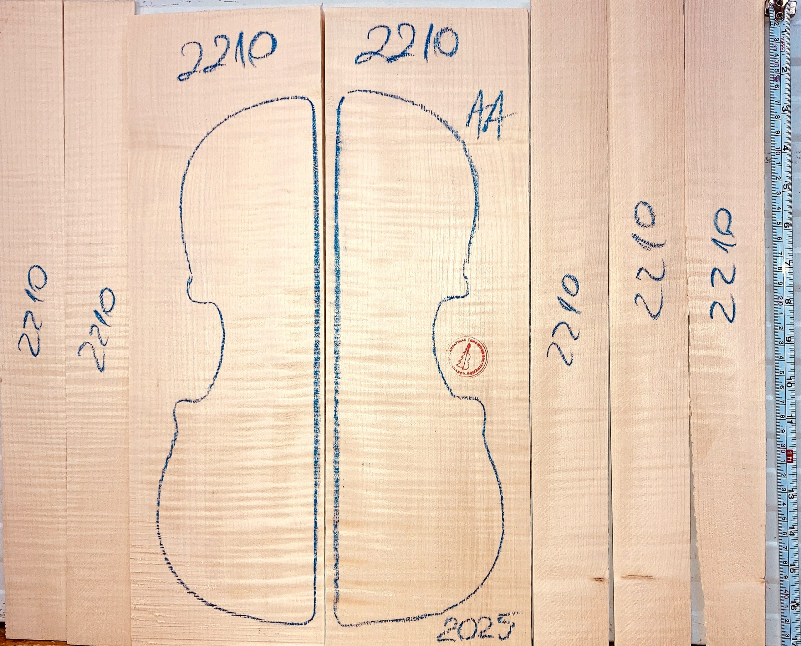 Violin No.2210 Back and Sides