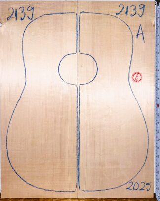 Acoustic Guitar No.2139 Top