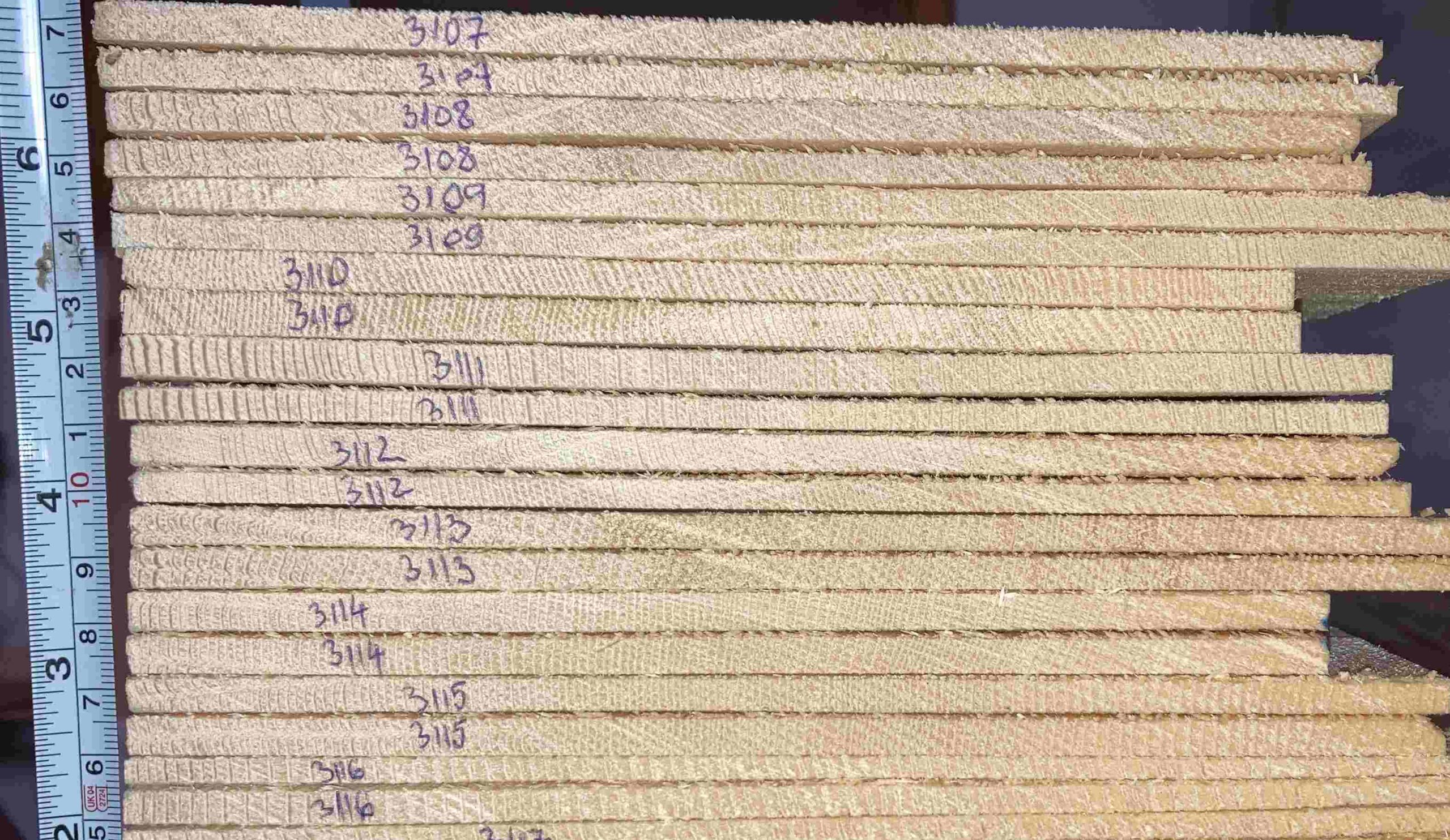 Bearclaw Spruce Top for Ukulele/Parlor guitar No. 3116, A Grade - Image 2