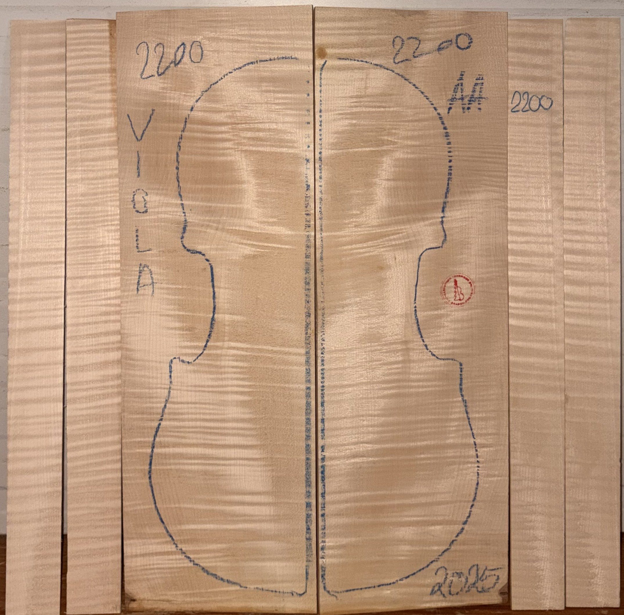 Viola No.2200 Back and Sides