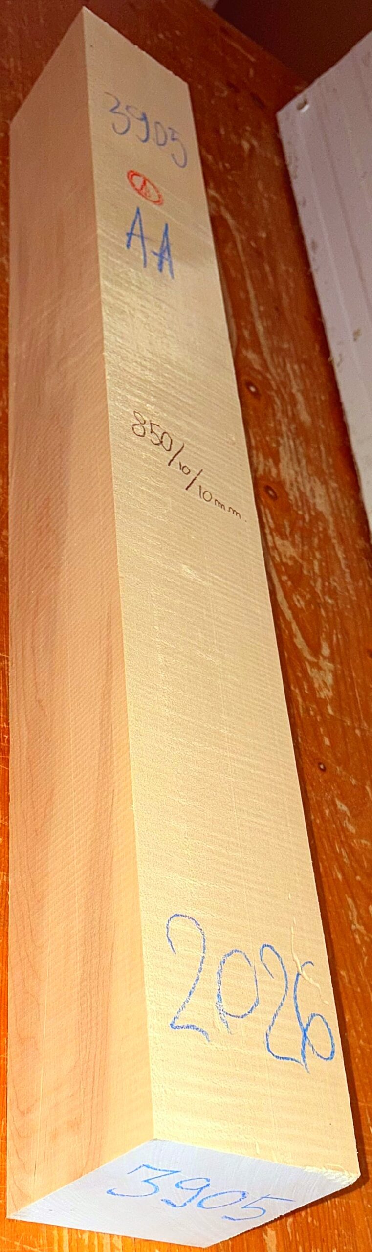 cut from Curly Maple