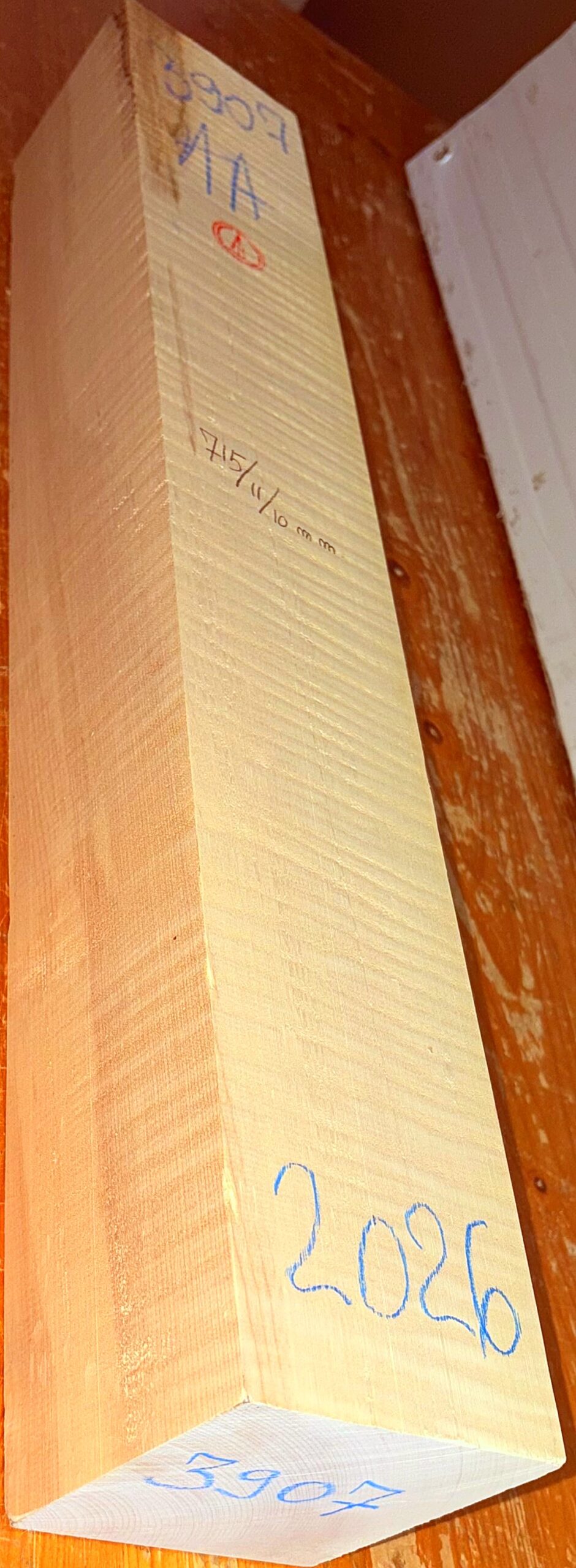 cut from Curly Maple