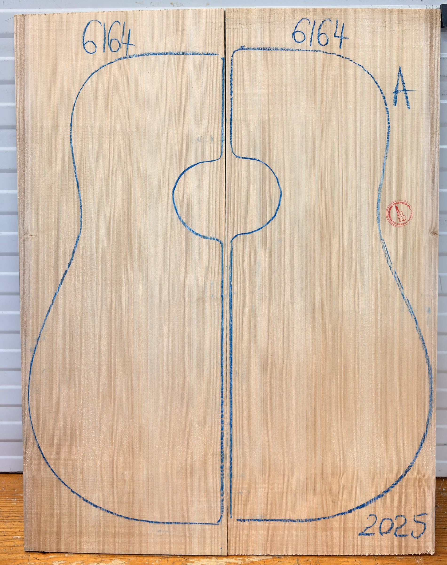 Acoustic Guitar No.6164 Top