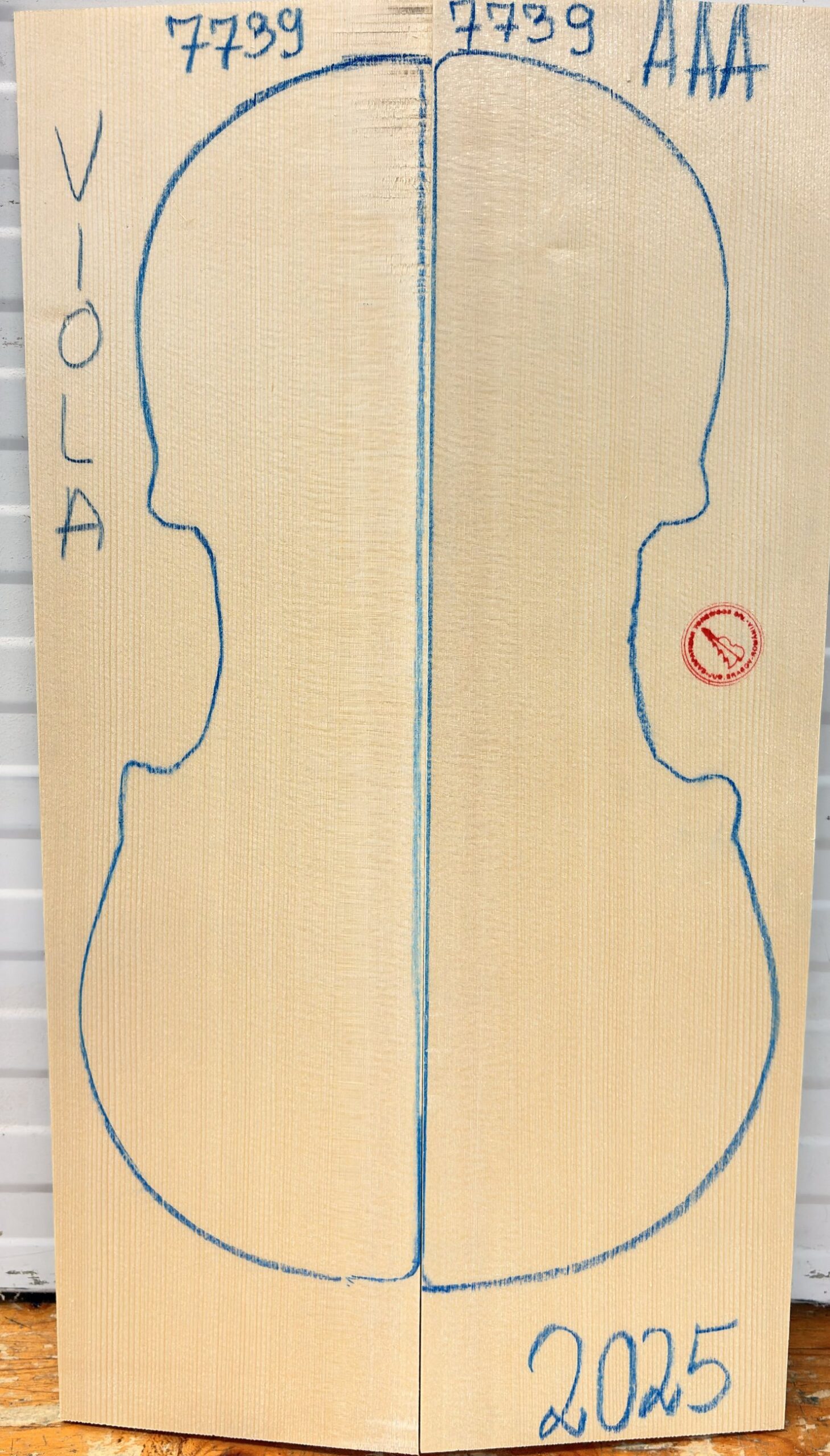 Viola No.7739 Top