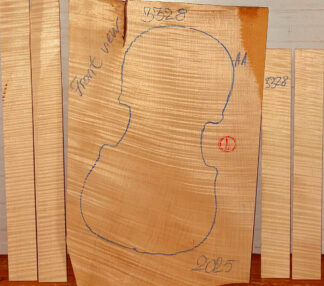 Violin No.3328 One piece Back and Sides