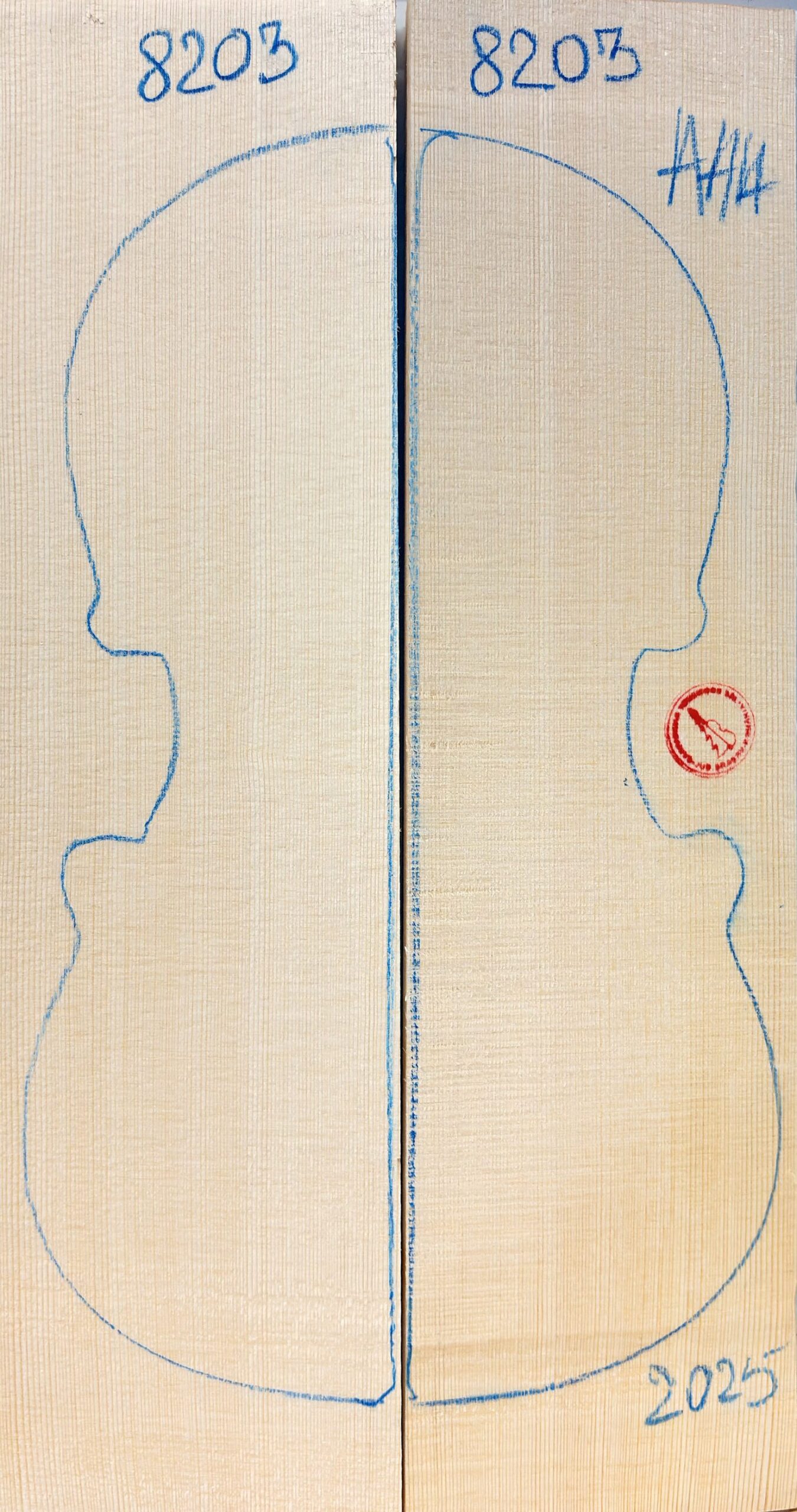 Violin No.8203 Top